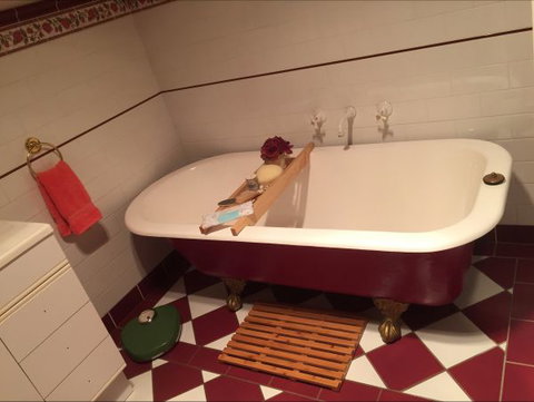 Hillside Cottage - C Tourism 8