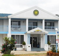 Blue and White Lodge - C Tourism