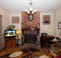 Tenterfield Historic Luxury Cottage - C Tourism