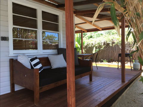 A Sunday Cottage - C Tourism 0