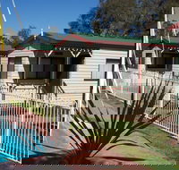 Parkes Country Cabins - C Tourism
