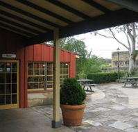 Surveyor General Inn - C Tourism