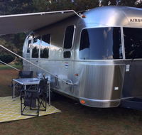 Silver Bullet Airstream Accommodation - C Tourism