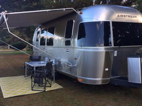 Silver Bullet Airstream Accommodation - C Tourism 0