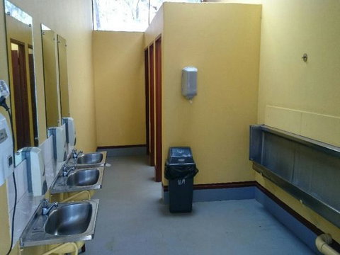 Standley Chasm Angkerle Camping - C Tourism 5