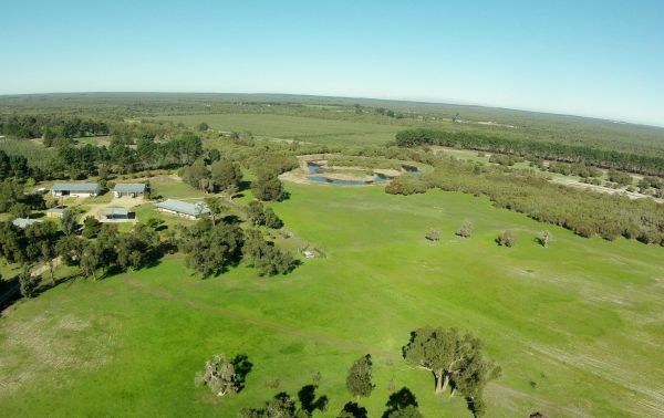 Muckenburra WA C Tourism