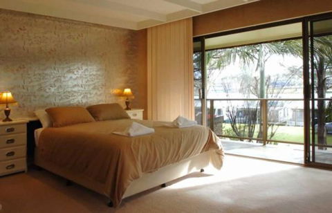 Trenberth House - C Tourism 1