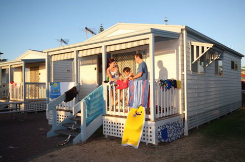 Christies Beach Tourist Park - C Tourism 0
