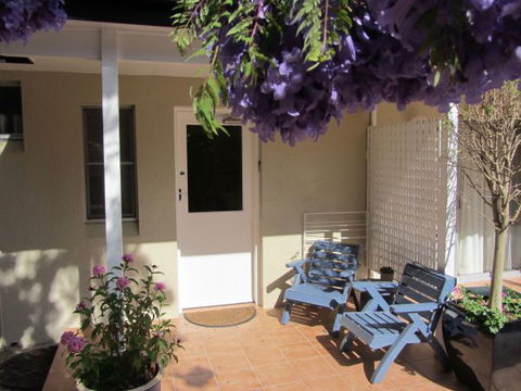 Jacaranda Bed And Breakfast - C Tourism 1