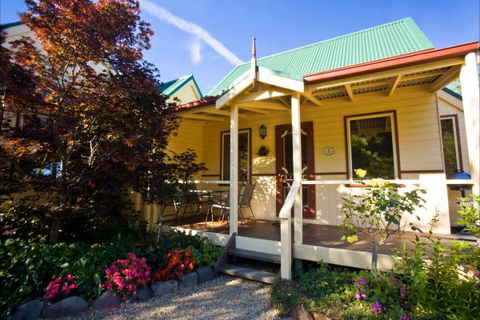 Autumn Abode Cottages - C Tourism 1