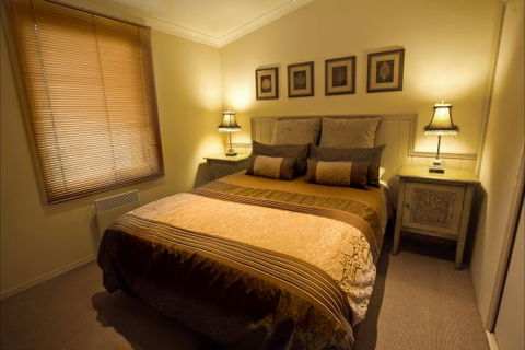 Autumn Abode Cottages - C Tourism 3