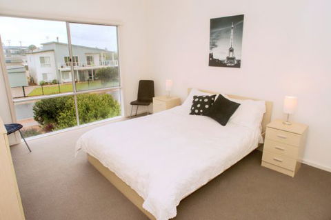 Ocean Sounds - C Tourism 7