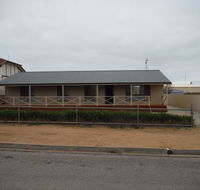 Lawhill Lodge - C Tourism