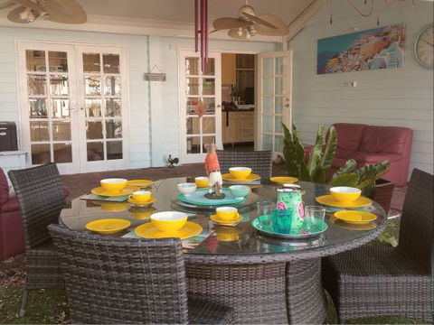 Must Love Dogs B&B And Self-Contained Cottage - C Tourism 3