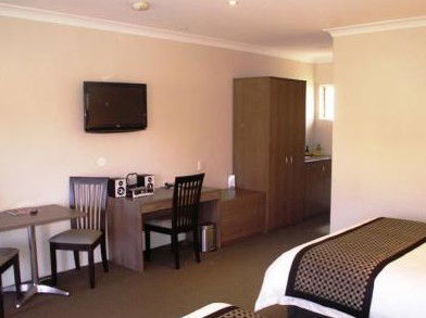 Parkes Int Motor Inn - C Tourism 3
