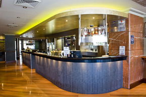 The Crown Hotel Motel - C Tourism 0