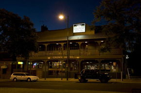 The Crown Hotel Motel - C Tourism 1