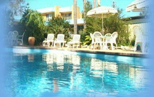 Aquatic Waterfront Motel - C Tourism 2