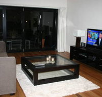 Tuppy's on Pacific - C Tourism