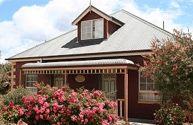 Swansea Cottages  Motel Suites - C Tourism