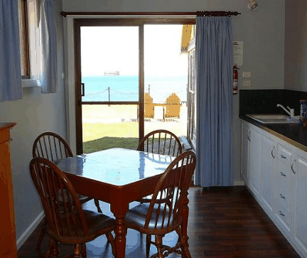 Stanley Village - C Tourism 4