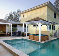 Aaron's at Byron - C Tourism