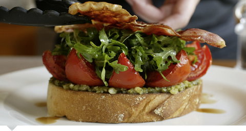 Oscars Waterfront Boutique Hotel - C Tourism 2