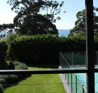 Poolside at Hyams - C Tourism