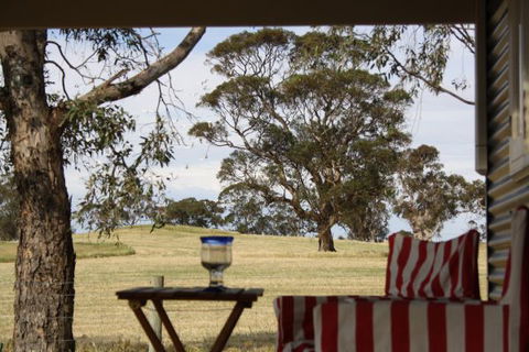 Rabbiter's Hut - C Tourism 4