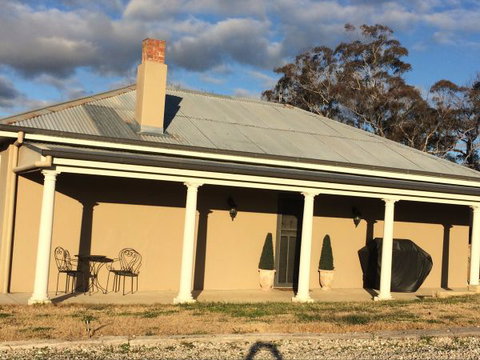 White Cedars Cottage - C Tourism 0