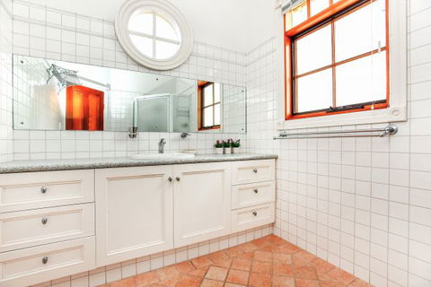34 Janz Avenue - C Tourism 7