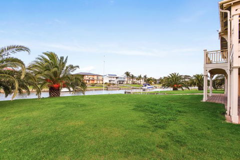 34 Janz Avenue - C Tourism 8