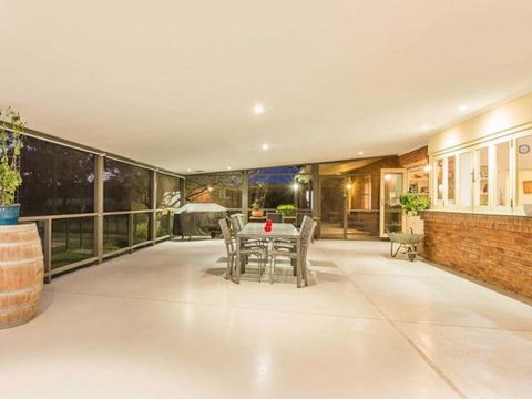 Abelia House - C Tourism 2