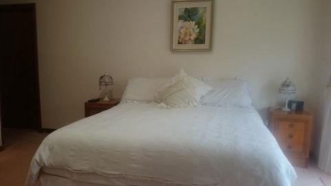 Gaerwood Bed Breakfast - C Tourism 0