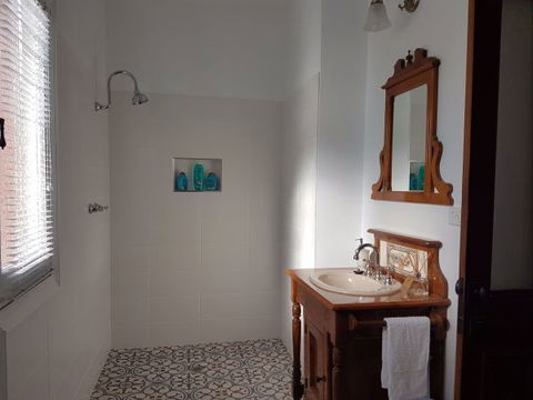 Angas Plains Wines Suites - C Tourism 9