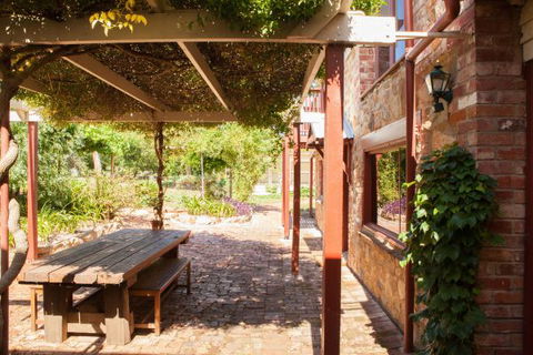 Barossa Barn Bed And Breakfast - C Tourism 9