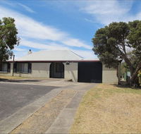Carthew Street Holiday Home - C Tourism