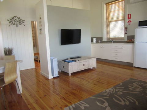 Clydesdale Cottage Bed & Breakfast - C Tourism 3