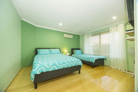 Alpha Homestay - C Tourism 0