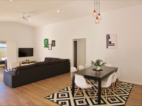 All Decked Out: Lake Conjola - C Tourism 4