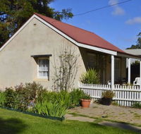 Almond Tree Cottage - C Tourism