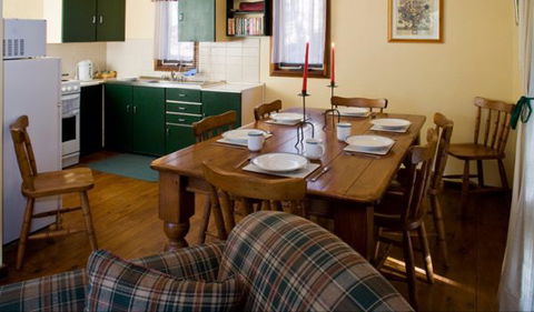 Arch Cottage - C Tourism 0