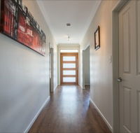 Barossa Family Holiday Home - C Tourism