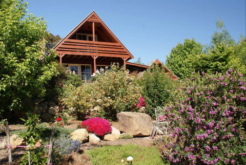Beechworth Camellia Cottage - C Tourism 0