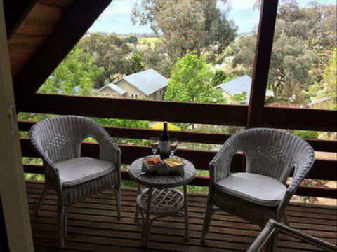 Beechworth Camellia Cottage - C Tourism 7