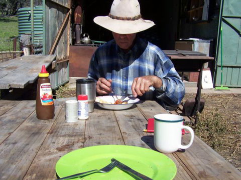 Catninga Mountain Camp Hut - C Tourism 1