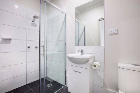 Caringbah Hotel - C Tourism 4