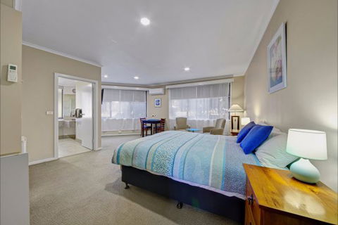 Central Deborah Motel - C Tourism 1