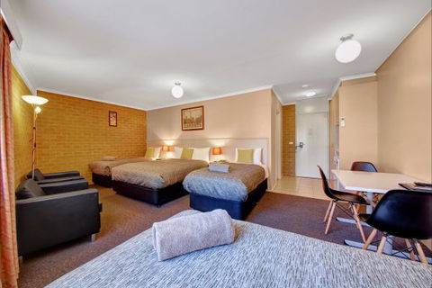 Central Deborah Motel - C Tourism 7