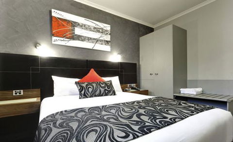 Comfort Inn And Suites Georgian - C Tourism 6